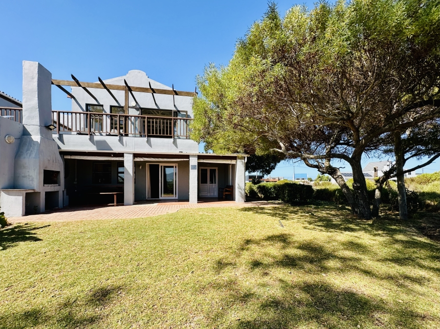 4 Bedroom Property for Sale in Fisherhaven Western Cape